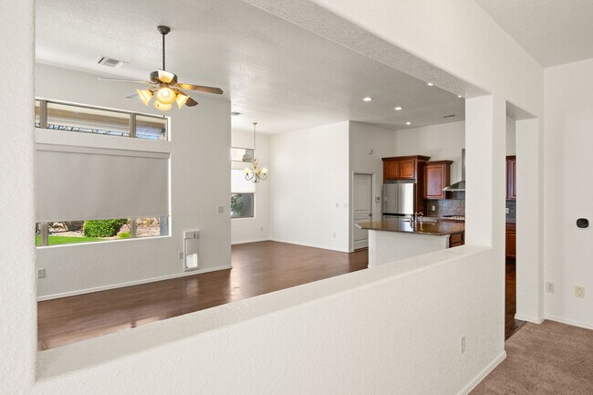 Building Photo - Spacious Home in Del Prado with pool access