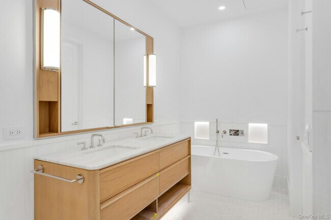 Building Photo - 4 Lighthouse Lndg