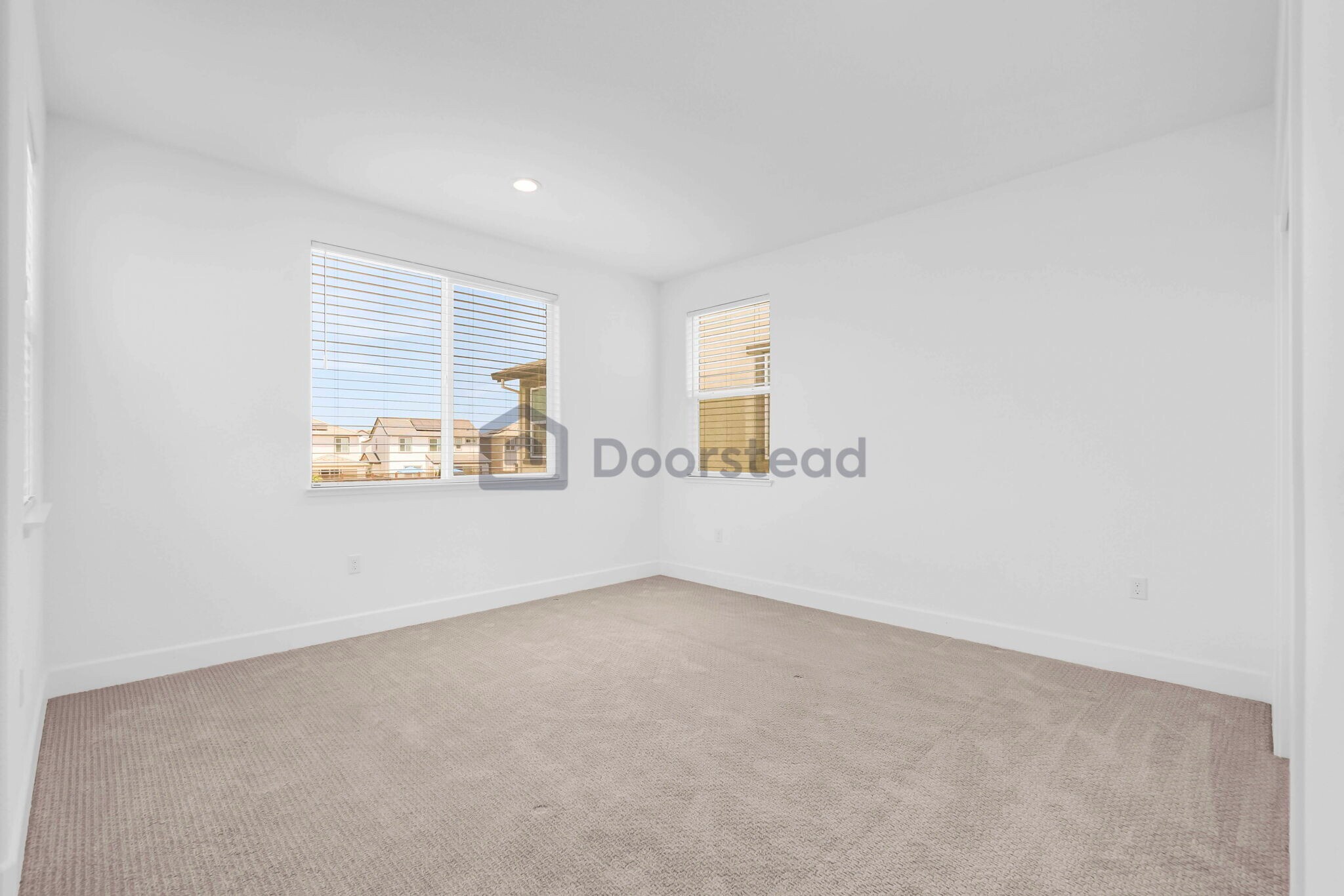 Building Photo - 16819 Karsen Ln