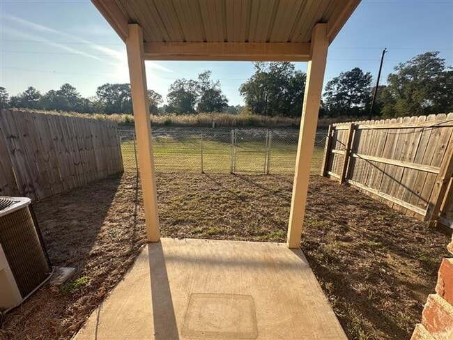 Building Photo - 13314 CR 285-Unit 5