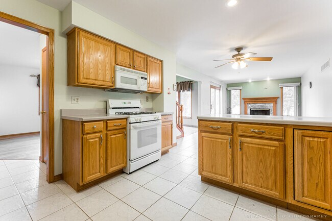 Building Photo - 113 Andresen Ct