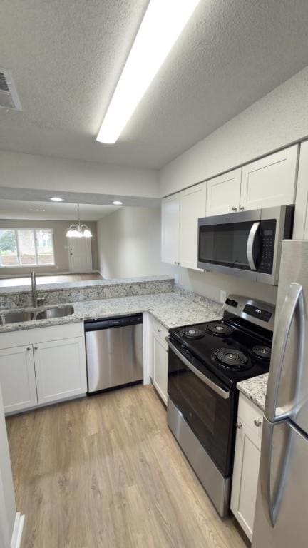 Building Photo - 409 Garden Dr