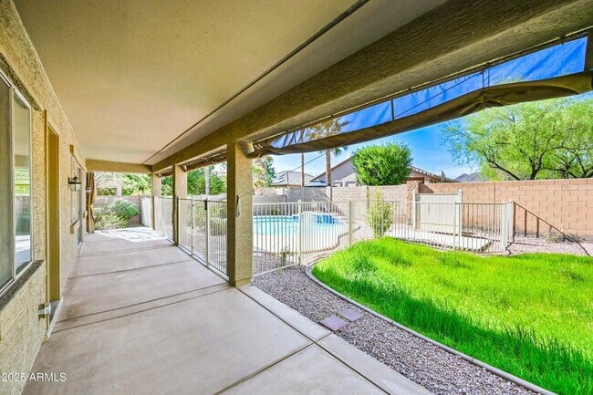 Building Photo - 7102 W Katharine Way