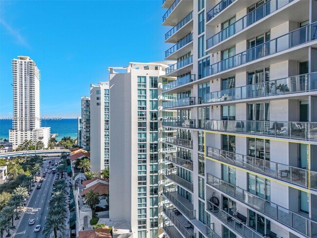 Building Photo - 300 Sunny Isles Blvd