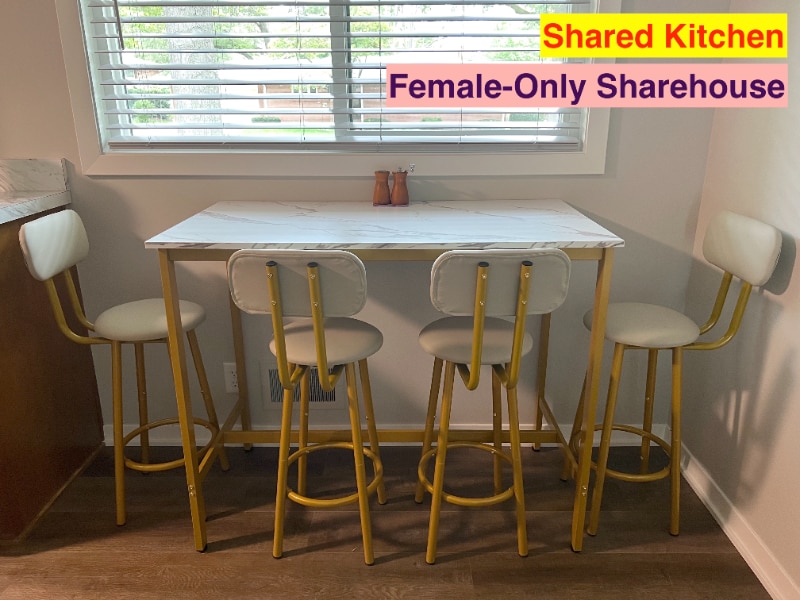 Building Photo - 00 Meadowlane Neighborhood