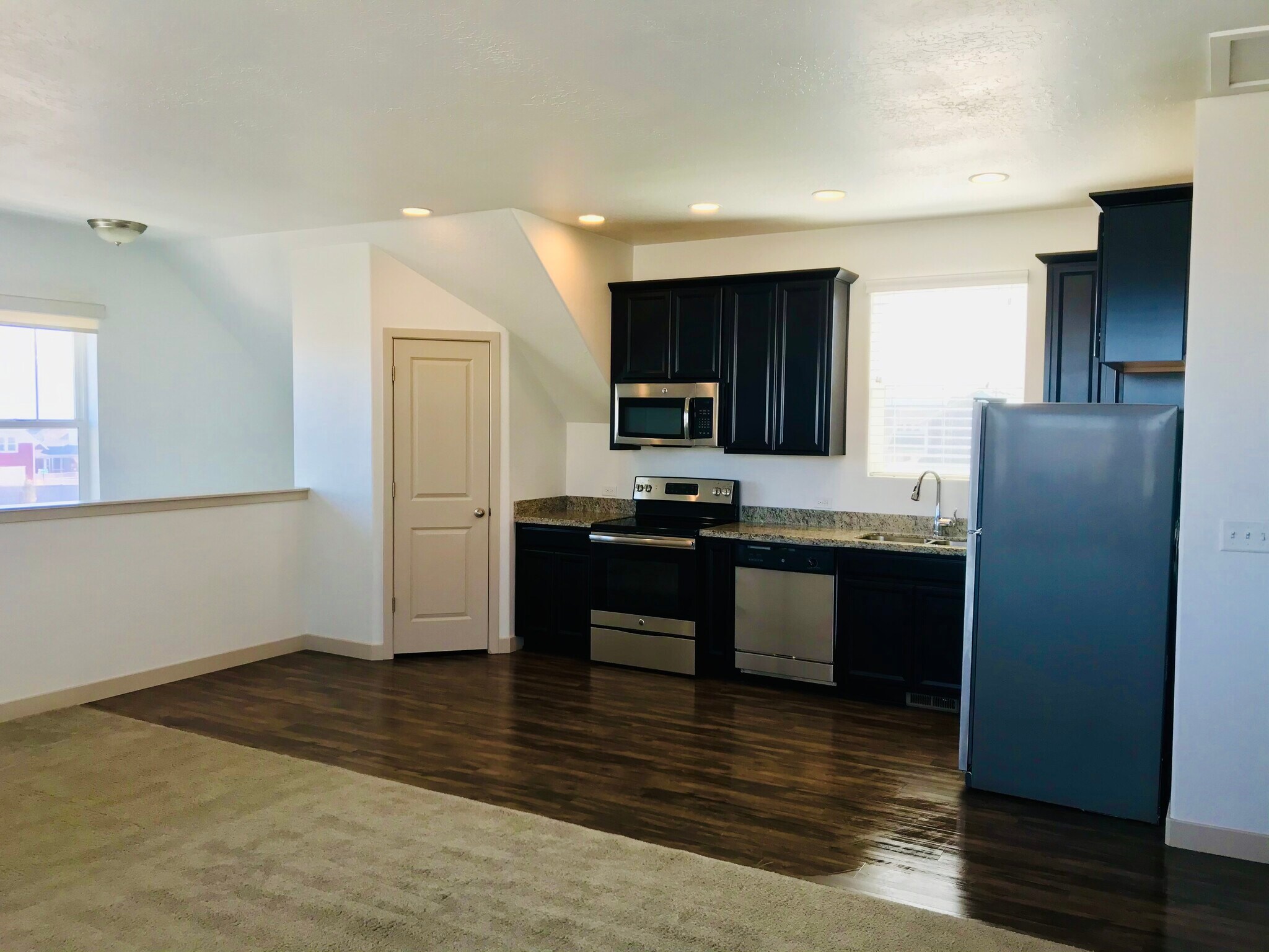 Building Photo - 10387 S Sturgeon Drive