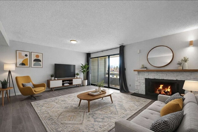 Building Photo - $1,320.95- 1 bed, 1 bath located in Colorado Spring with New In Unit Laundry!