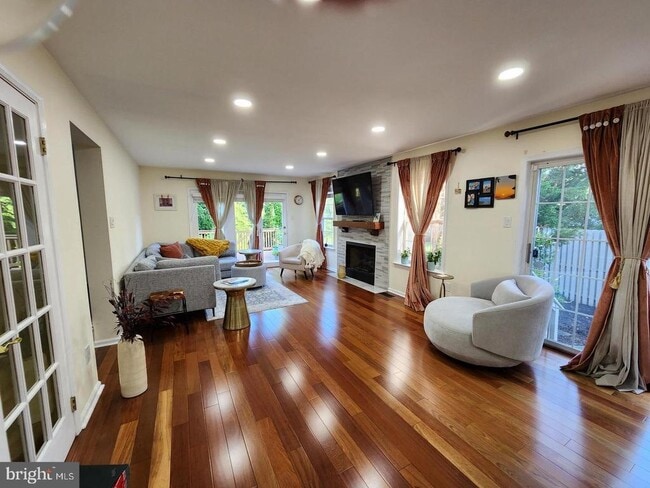 Building Photo - 498 Palmer Farm Dr