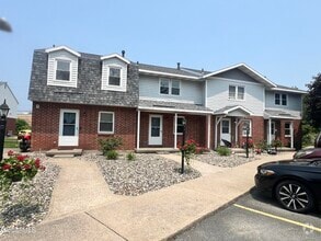 Building Photo - 276 Old Loudon Rd