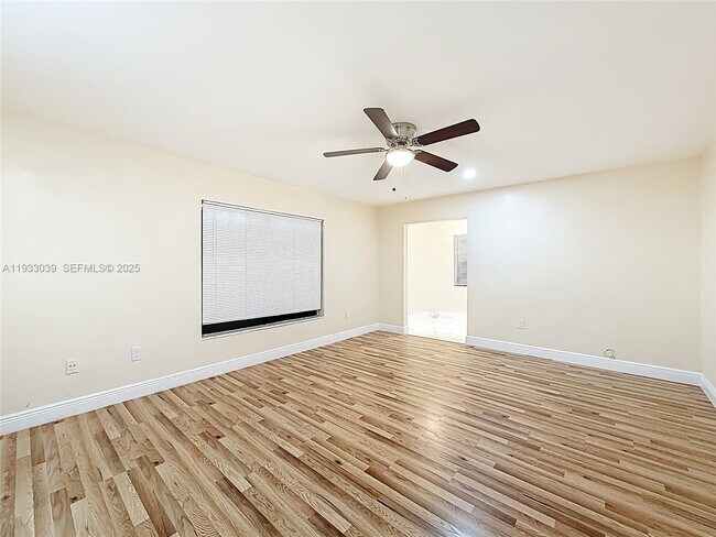 Building Photo - 2335 NE 172nd St