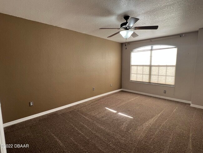 Building Photo - 100 Grey Widgeon Ct