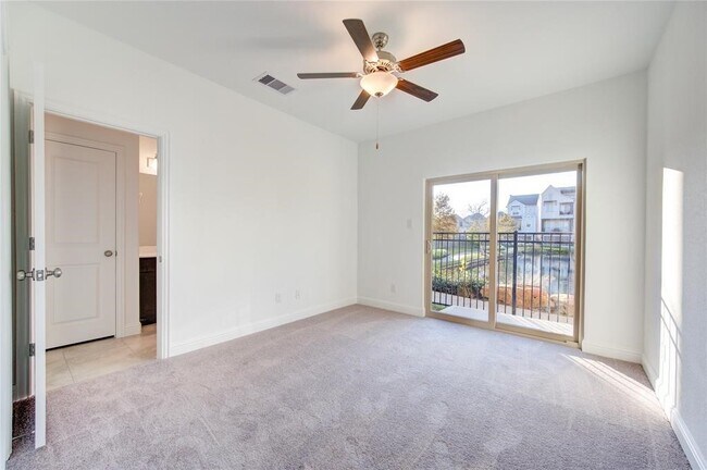 Building Photo - 1415 Adell Rose Ln
