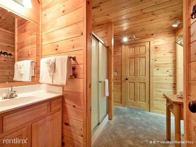 Building Photo - 356 Wild Orchid Way