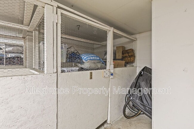 Building Photo - 5108 Donovan Dr