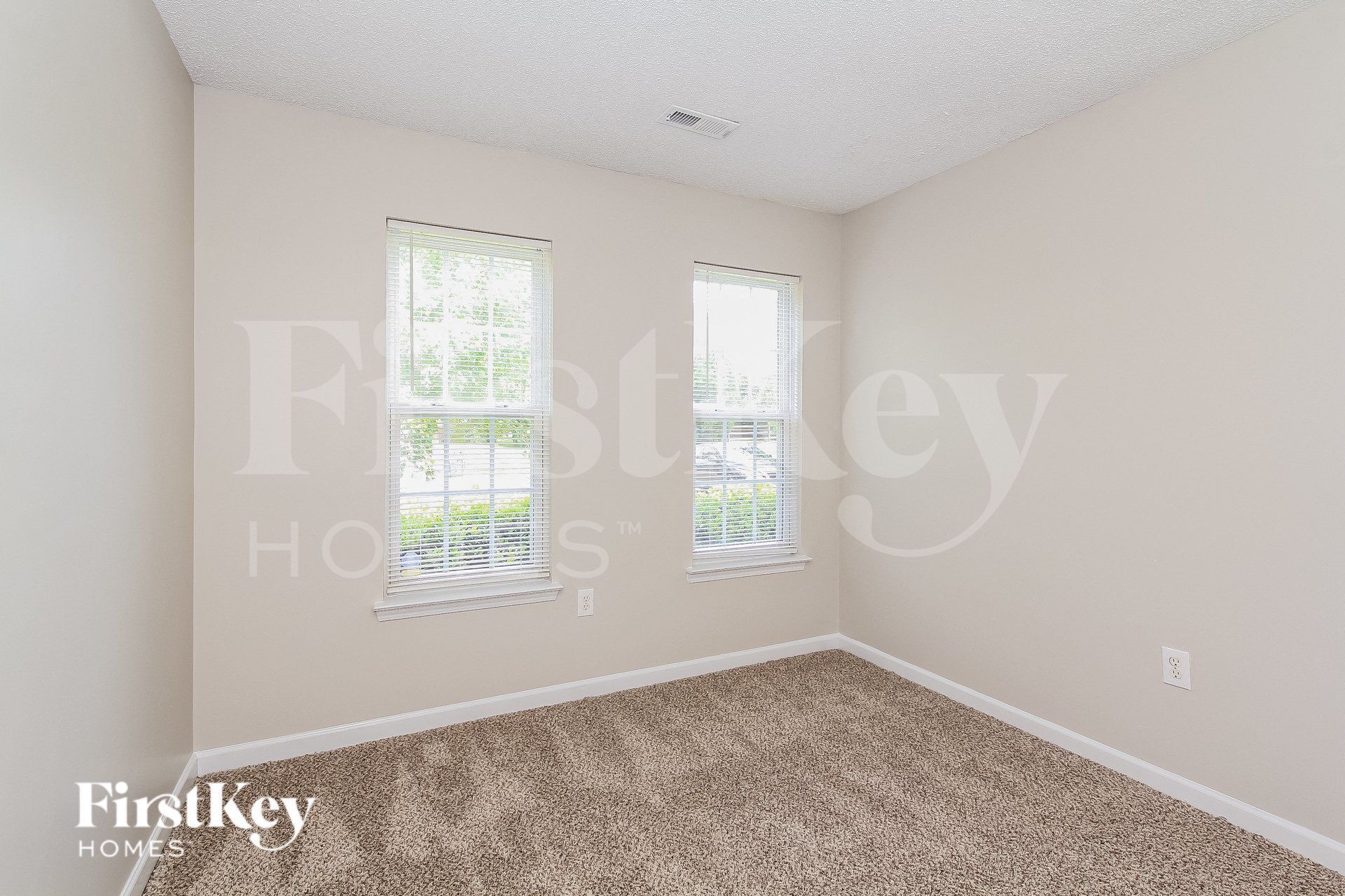 Building Photo - 11718 Black Maple Ave