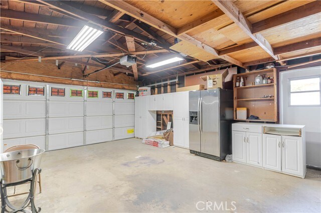 Building Photo - 9518 Ruffner Ave