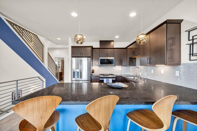 Building Photo - Mid-Town Modern Gem With EV Charger