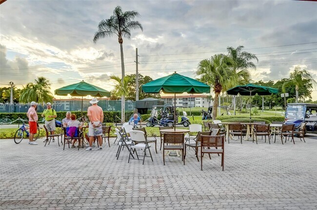 Building Photo - 8900 Washington St