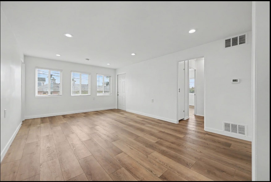 Building Photo - 278 Ash Ave