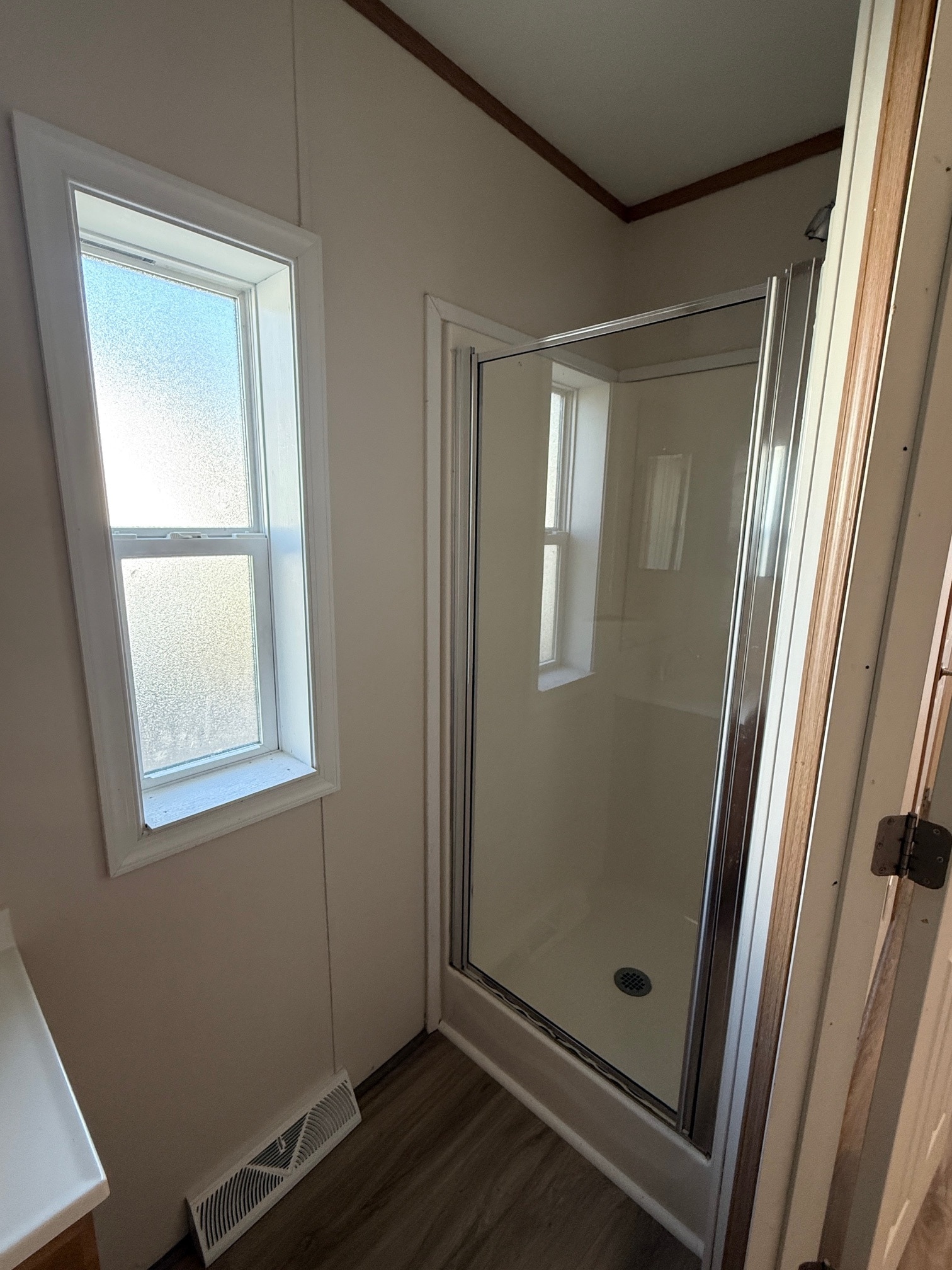 Building Photo - 48 Finch St