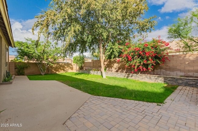 Building Photo - 3433 E Bluebird Pl