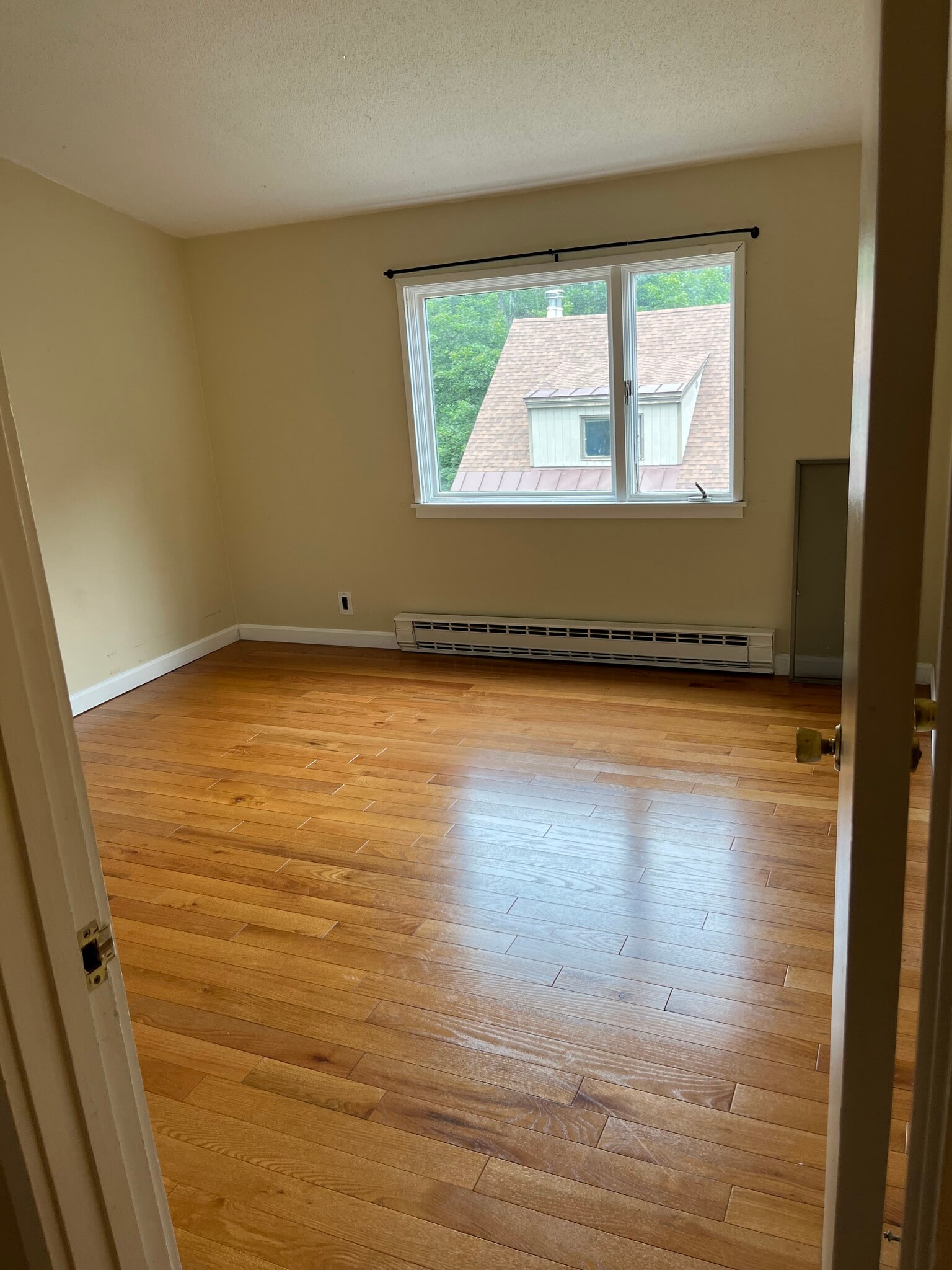 Bedroom 2 - 202 Brook Holw