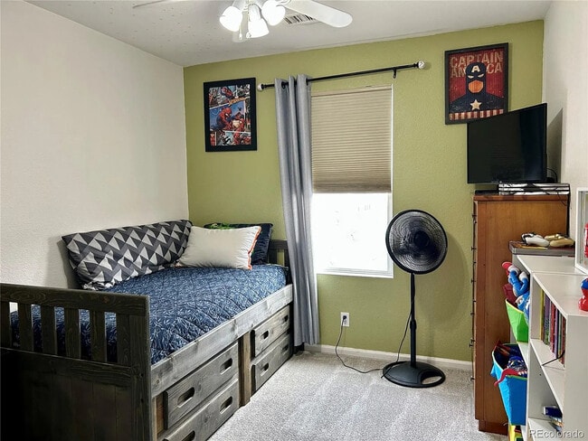 Building Photo - 5776 Biscay St