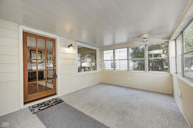 Building Photo - 6115 Indianola Ave