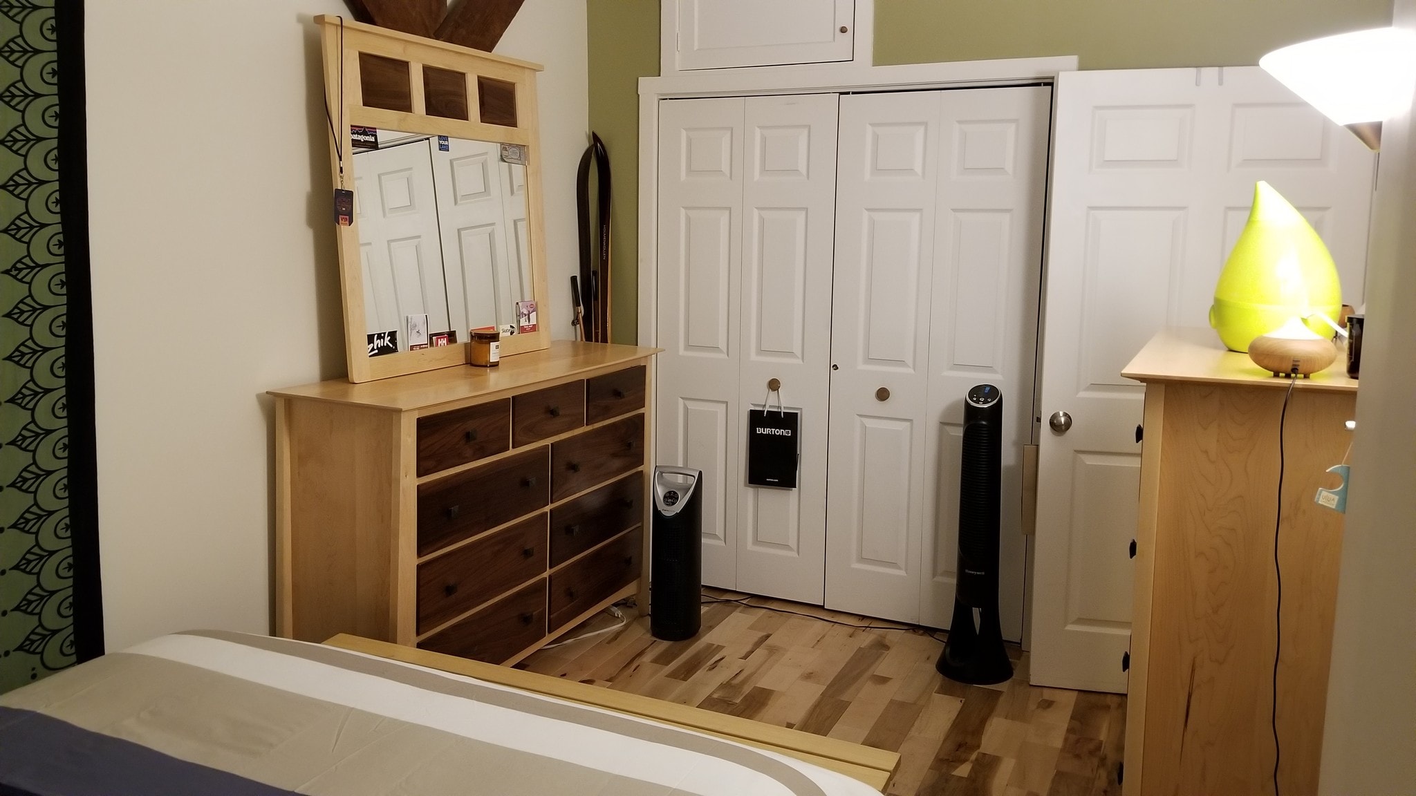 Bedroom - 216 Lake St