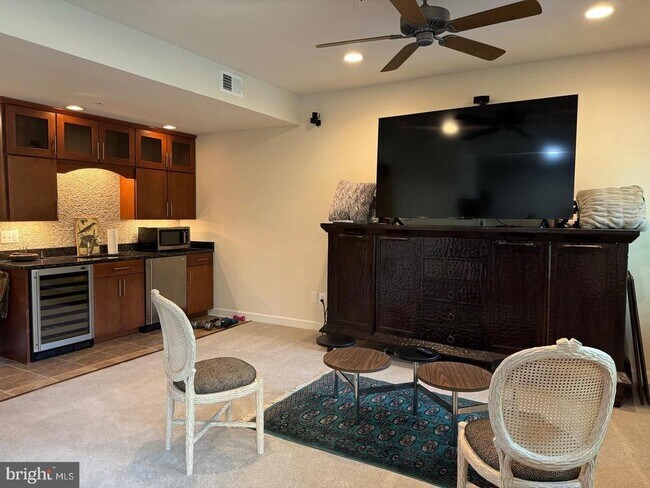 Building Photo - 44711 Plympton Square