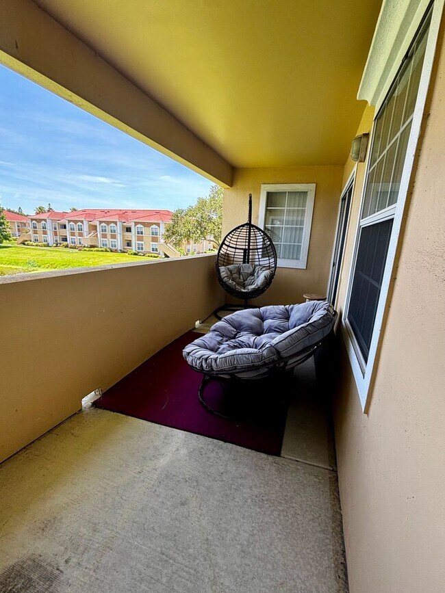 Building Photo - 3/2 unit with beautiful water view becoming available July 1st for an annual lease
