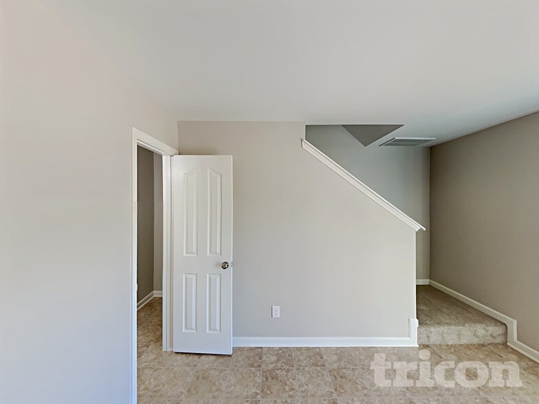 Building Photo - 4976 Mt Hope Dr