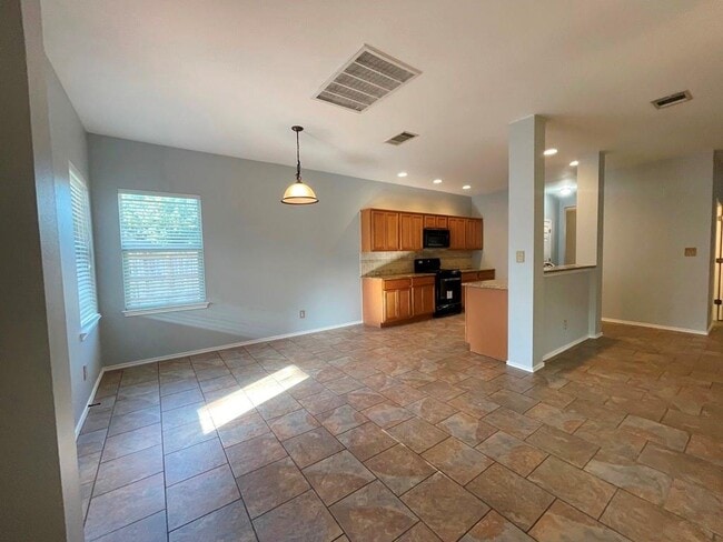 Building Photo - 9432 Castle Pines Dr