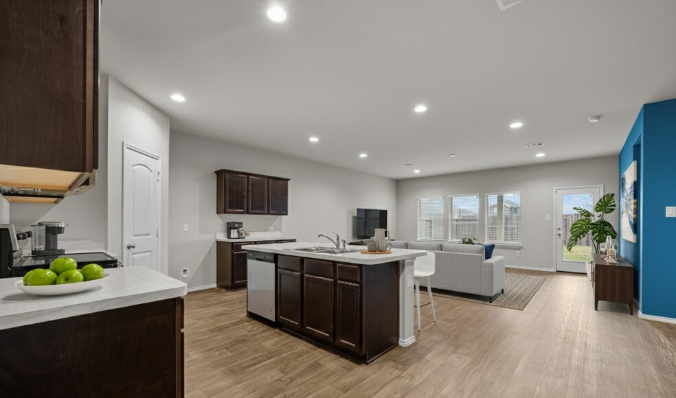 Building Photo - 20811 Olive Leaf St