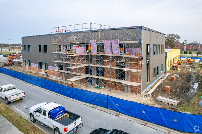 Building Photo - Holley Pointe