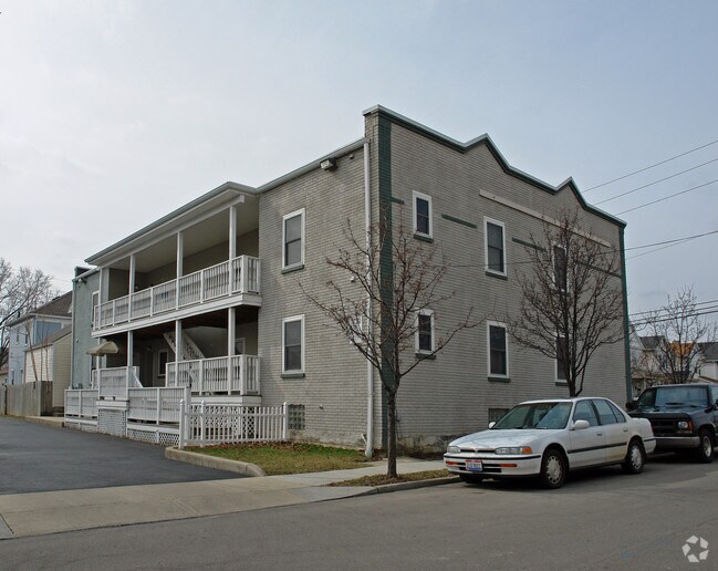 Building Photo - 202-208 Rubicon St