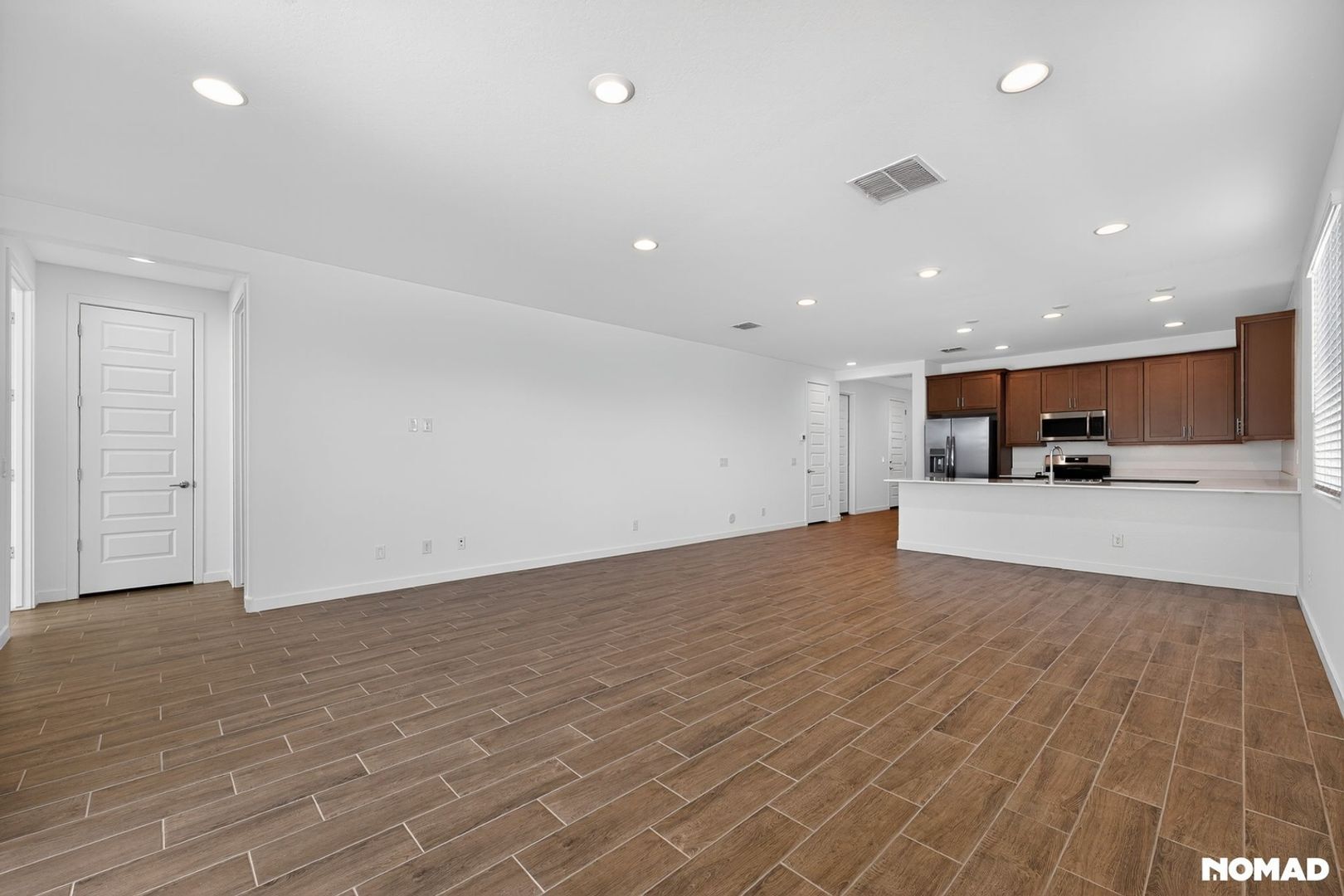 Building Photo - 8159 E Paloma Ave