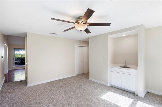 Building Photo - 6901 Black Wing Dr