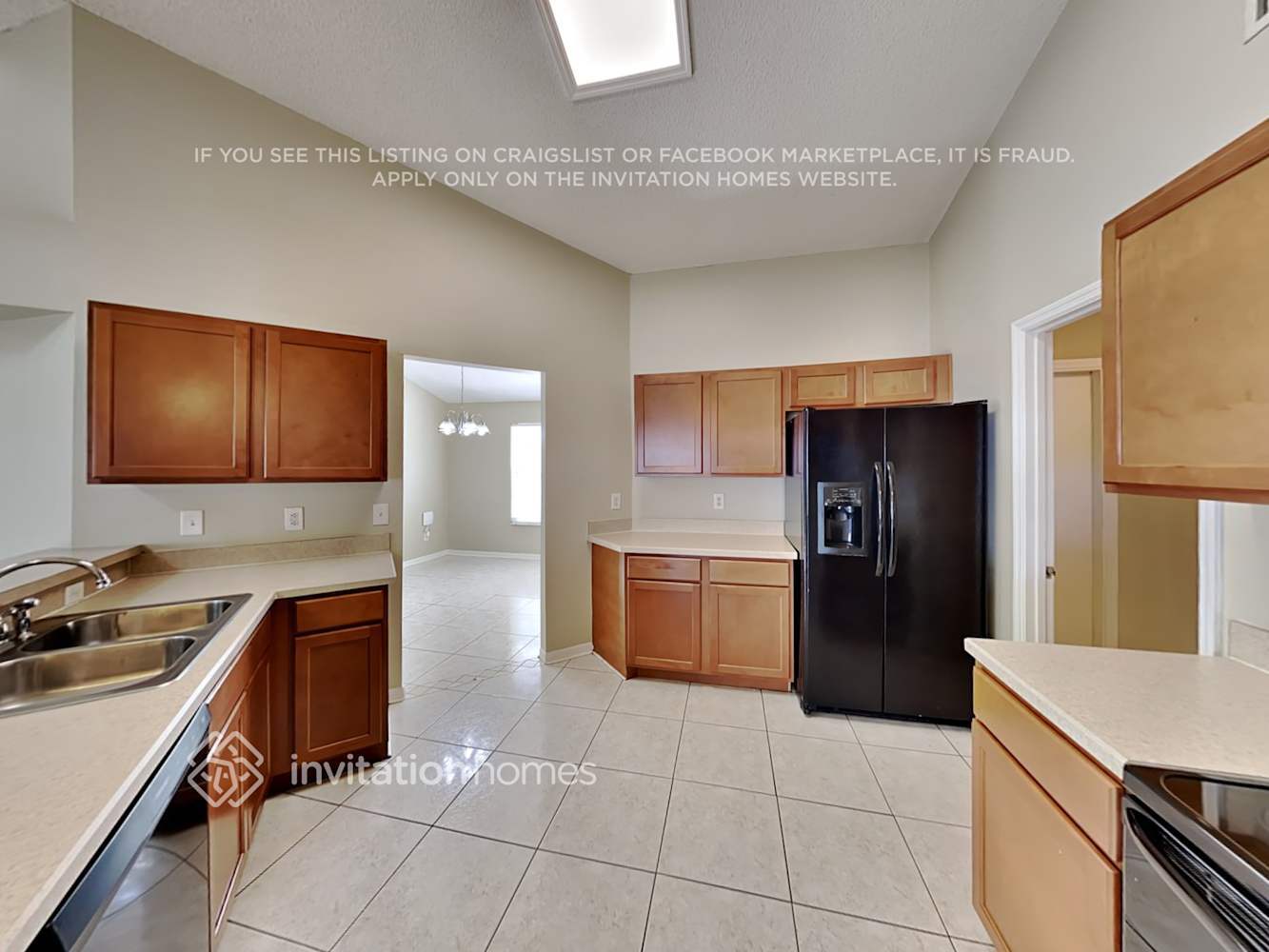 Building Photo - 14411 Grassy Cove Cir