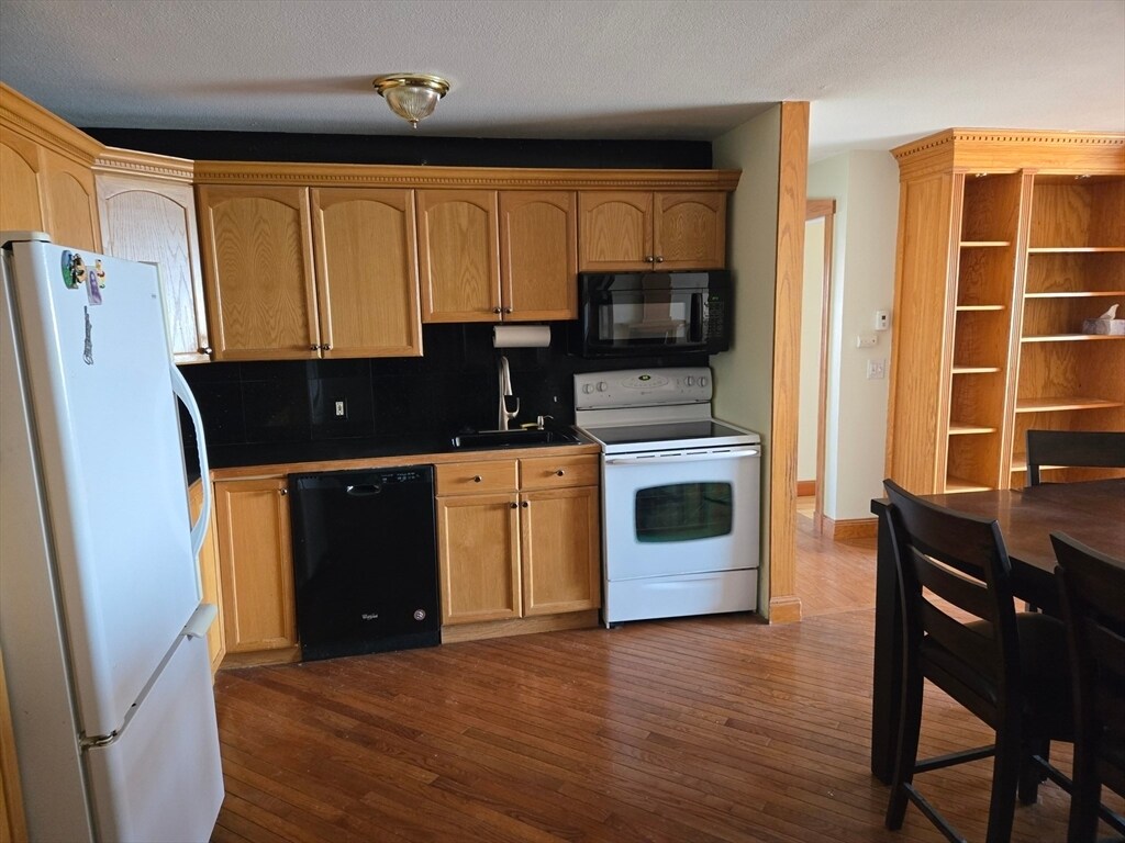 Building Photo - 495 Revere Beach Blvd
