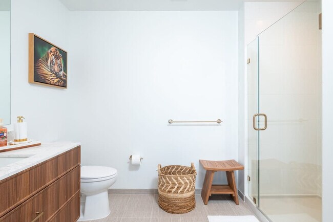 Building Photo - 212 Stuart St