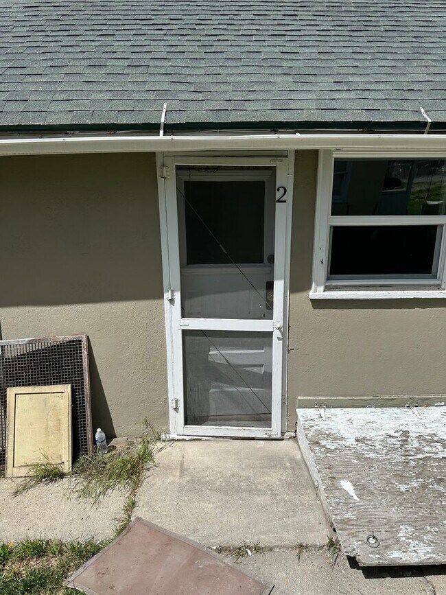 Primary Photo - University Housing SLC LLC - 327
