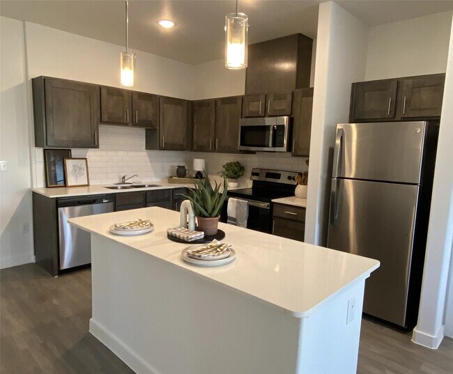 Building Photo - 111 Ames Ave