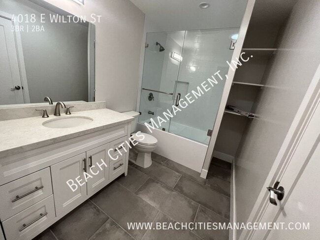 Building Photo - 4018 E Wilton St