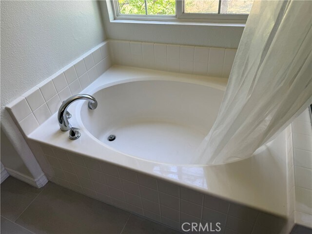 Building Photo - 2867 Echo Springs Dr
