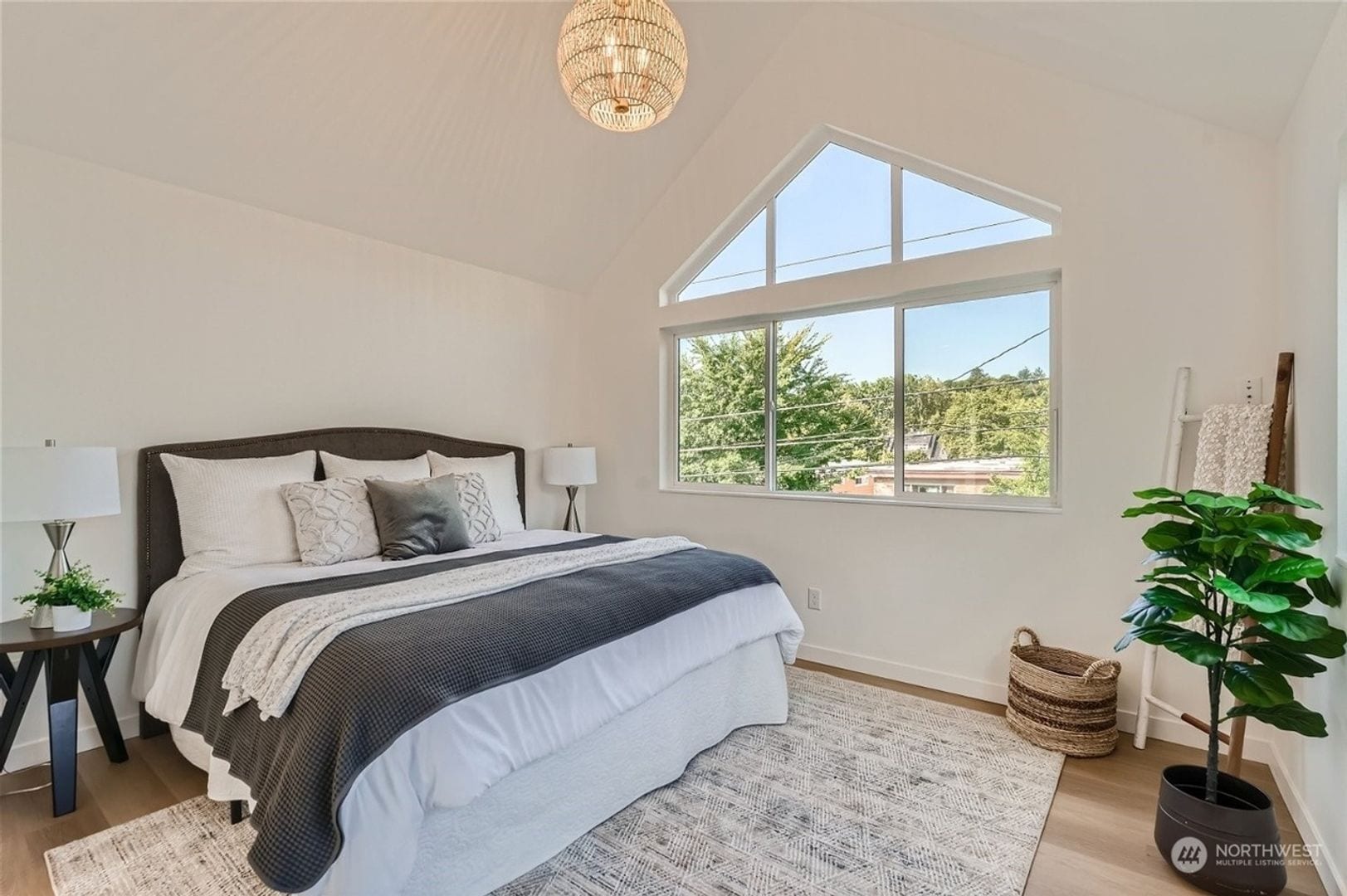 Building Photo - 7510 43rd Ave S