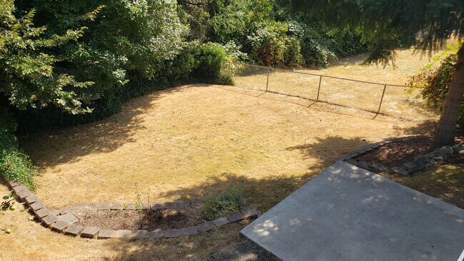 Building Photo - Great 3bd 2 bath in Heart of Gig Harbor