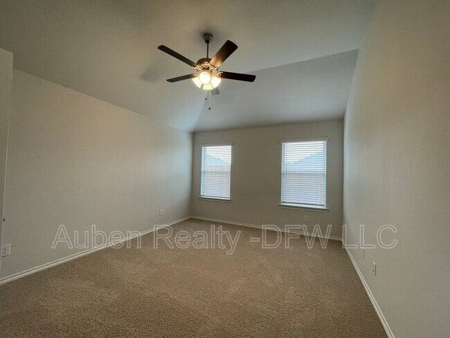 Building Photo - 5752 Brookville Dr