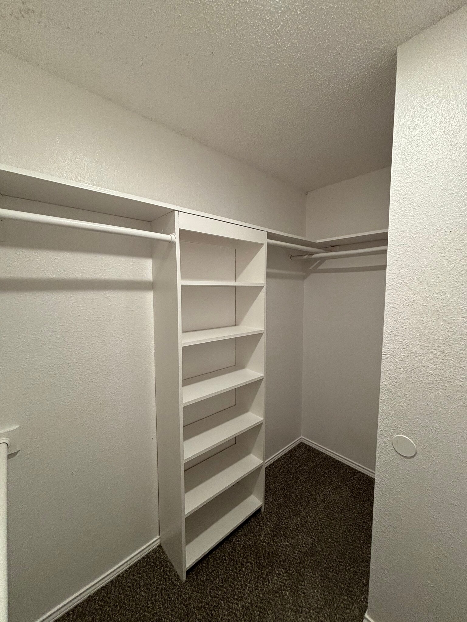 Building Photo - 511 Crowley Rd