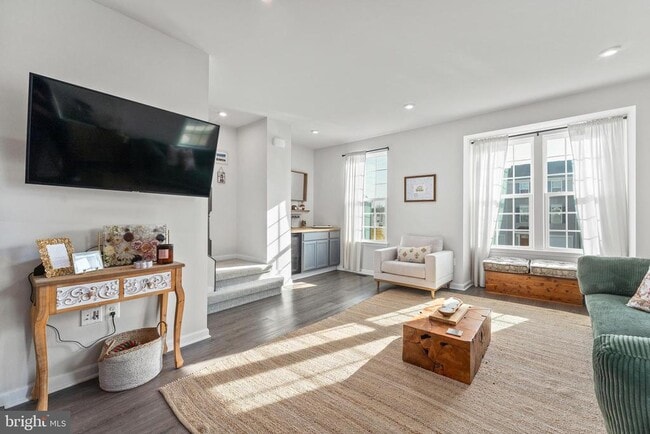 Building Photo - 36023 Coyote Trail